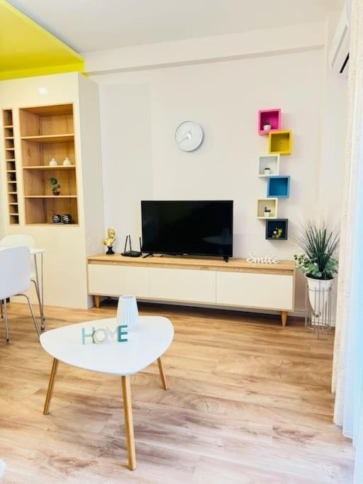 Yellow Apartment Durres Luaran gambar